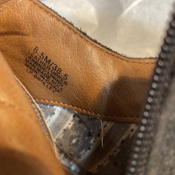 Lucky Brand Suede Chelsea Dusters 1 1/2”heel - Picture 9 of 11